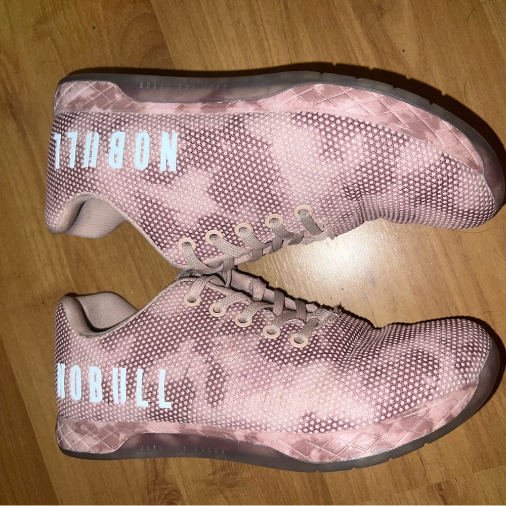 NOBULL earth dye trainer womens 8.5